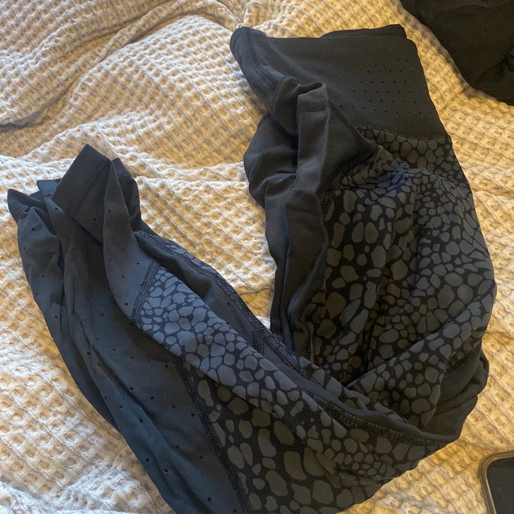 Athleta cropped leggings